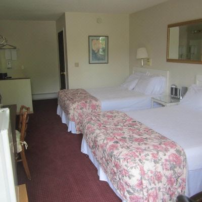 2 Queen Beds Room Big Horn Motel Promo Code