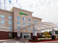 Holiday Inn Statesboro-University Area Отели рядом с достопримечательностью «Суперцентр Уолмарт»