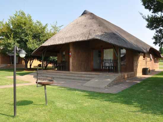 Lekoa Lodge Hotel Exterior