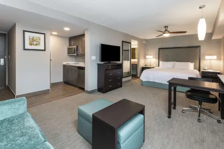 Homewood Suites by Hilton Ottawa Airport