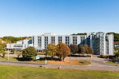 Leonardo Hotel Hannover Airport Hotels near Hochschule für Musik, Theater und Medien Hannover