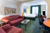 La Quinta Inn & Suites by Wyndham Madison American Center Hotels near Cabela's