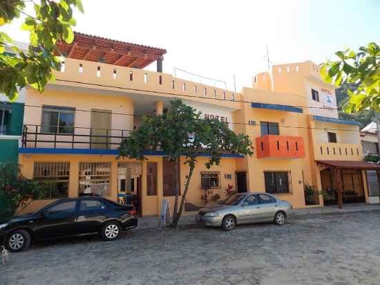 Hotel Bahía Hotel Exterior