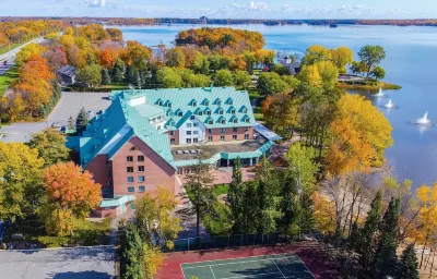 Chateau Vaudreuil Hotels near Fairview Pointe Claire