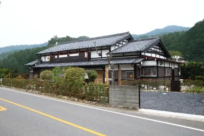 Old private house rental villa made by an architec 요리이 초 호텔