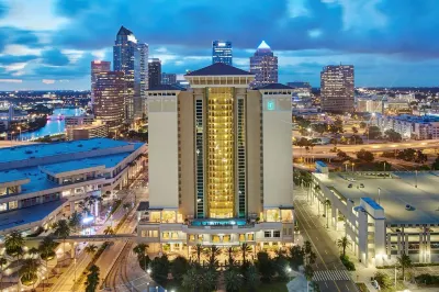 Embassy Suites by Hilton Tampa Downtown Convention Center Hotels in der Nähe von INTO USF