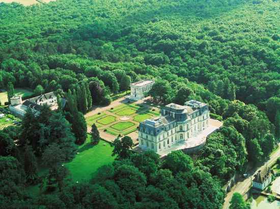 Château d'Artigny Hotel Exterior