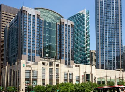 Embassy Suites by Hilton Chicago Downtown Magnificent Mile