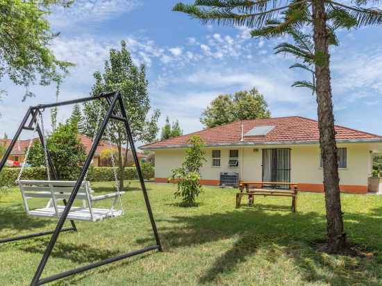 Cozy and Warm 3-Bed Bungalow in Athi River Hotel Exterior