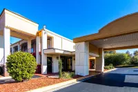 Econo Lodge - Conyers Hotels near KAY Jewelers