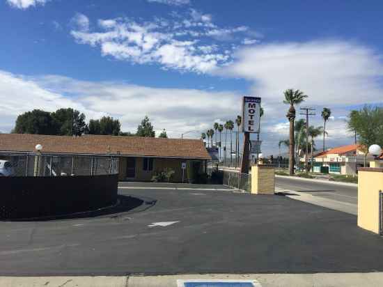 Hacienda Motel Hotel Exterior