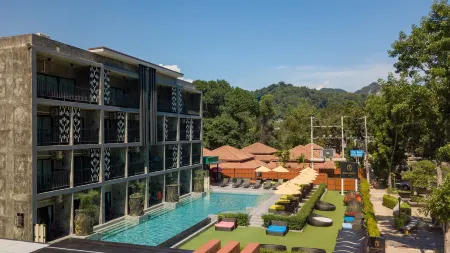 Maneetel Krabi Beachfront