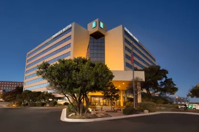 Embassy Suites by Hilton San Antonio Airport