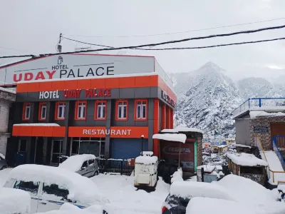 Uday Palace Joshimath Hôtels à : Jyotirmath