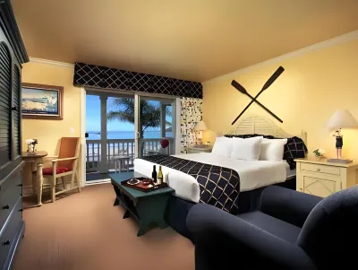 Avila Lighthouse Suites Hotels near Avila Beach