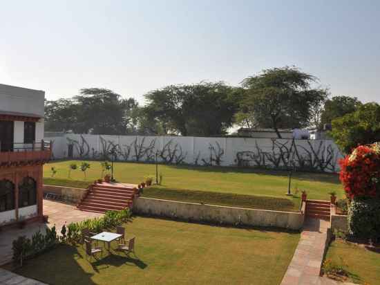 Amritara Chandra Mahal Haveli Hotel Exterior