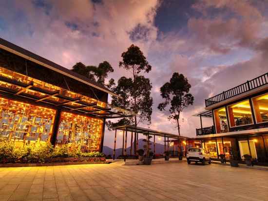 Chandys Drizzle Drops - Munnar Top Station Hotel Exterior