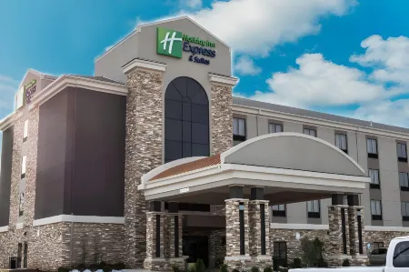 Holiday Inn Express & Suites Oklahoma City Southeast - I-35