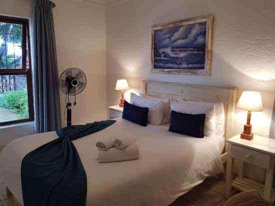 Oceans Hotel & Self Catering Rooms