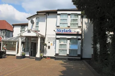 Skylark Guest House Hotels near Heathrow Airport