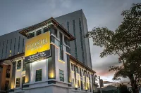 Econtel Hotel فنادق في بايان ليباس