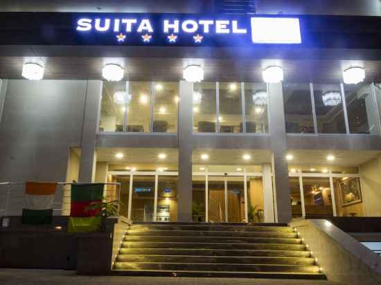 Suita Hotel Hotel Exterior