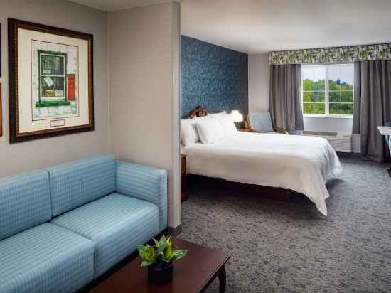 Irish Cottage Inn & Suites Rooms