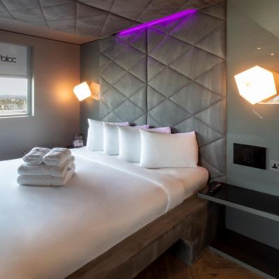 VIP Room Non smoking Bloc Hotel Gatwick Promo Code