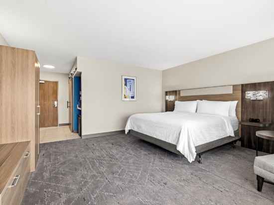 Holiday Inn Express & Suites Phoenix West - Tolleson Rooms