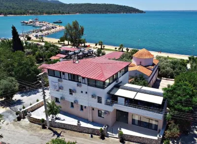 AKBÜK TAŞ Otel Hotels in Akbuk Mahallesi