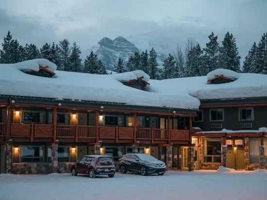 Mountaineer Lodge Hotel Exterior