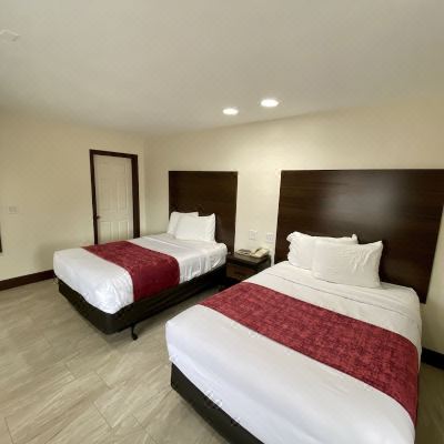 Standard Room 2 Full Pillow Top Beds Roswell Inn Promo Code