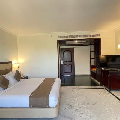 Executive Room The Rialto Hotel Promo Code