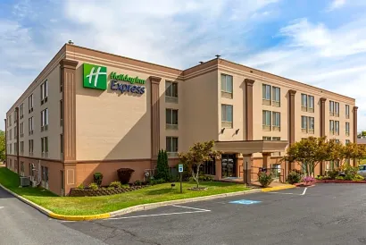 Holiday Inn Express Harrisburg SW - Mechanicsburg