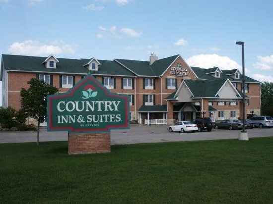 Country Inn & Suites by Radisson, Galena, IL Hotel Exterior