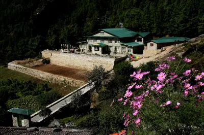 Mountain Lodges of Nepal - Monjo Hotels near Ama Dablam