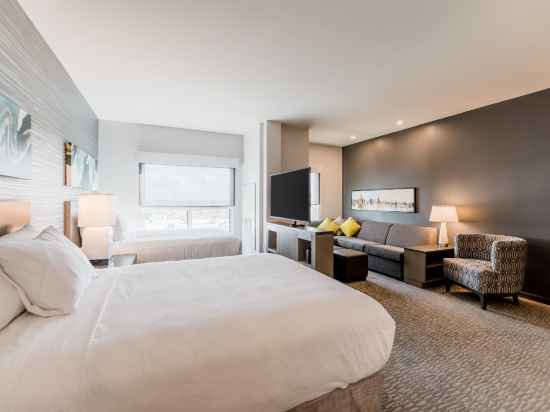 Hyatt House Winnipeg South/Outlet Collection Rooms