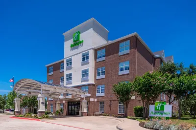 Holiday Inn & Suites Dallas-Addison Hotels near Addison Square