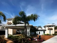 Avila Lighthouse Suites Hotels near Avila Beach