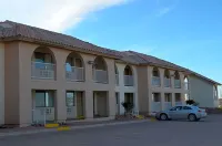 Days Inn by Wyndham Holbrook Hotels near Jim Gray's Petrified Wood Co