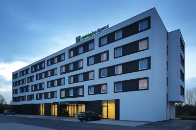 Holiday Inn Express Friedrichshafen Hotels in der Nähe von Serbisch-Orthodoxe Kirchengemeinde