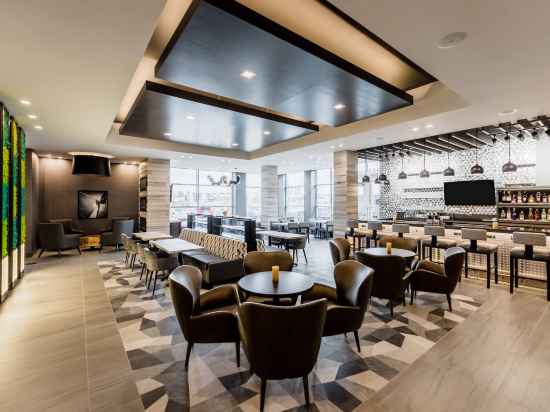 Hyatt House Winnipeg South/Outlet Collection Dining/Meeting Rooms