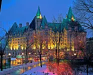 Fairmont Chateau Laurier Hoteles cerca de Parliament Hill