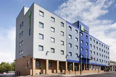 Holiday Inn Express London - Park Royal Hotels in North Acton