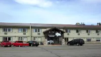 White Buffalo Hotel Hotels near Museum of the Yellowstone