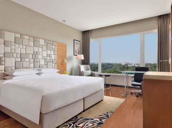 Courtyard by Marriott Madurai Rooms