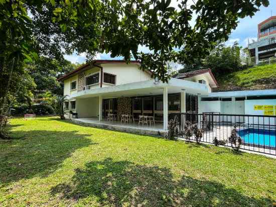 Bukit Tunku Grande Villa by uBook Hotel Exterior