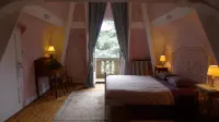 Le Manoir Hotels in Tarare