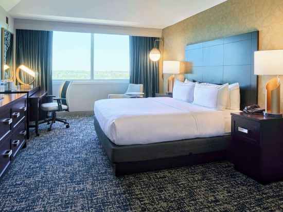 DoubleTree by Hilton Hotel Atlanta - Roswell Rooms