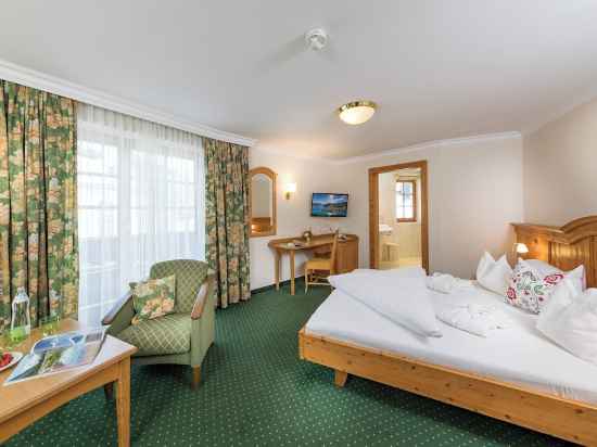 Hotel Zum Hirschen Rooms